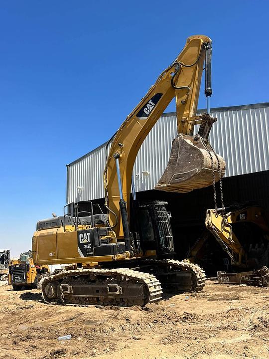 באגר קטרפילר 349E